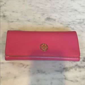 Tory Burch wallet